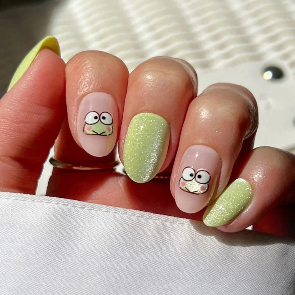 Glamnetic x Hello Kitty & Friends Keroppi Short Almond Press On Nails